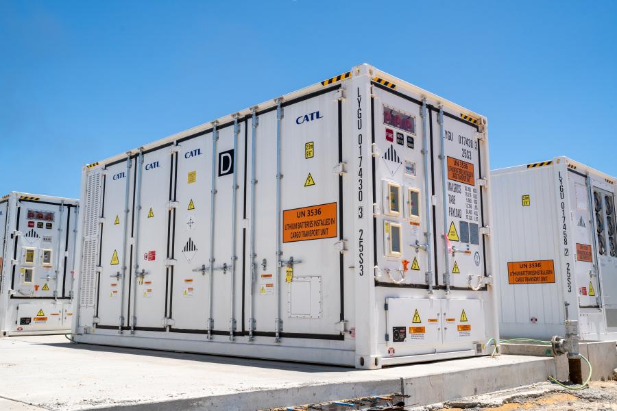 Battery storage unit