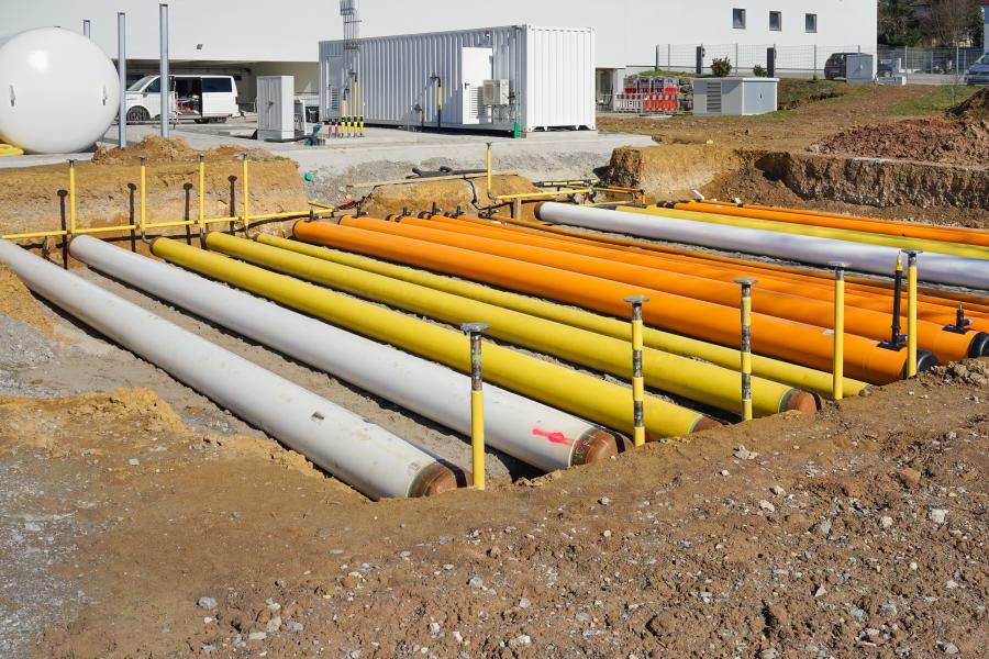 Construction of a new electrolyser to add hydrogen to the existing natural gas network