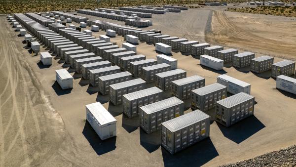 Battery energy storage plant